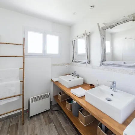 Charmante à Avec Piscine Privée