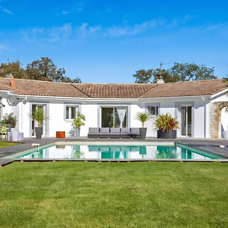 Villa Charmante A Avec Piscine Privee *