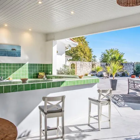 Charmante A Avec Piscine Privee Villa *