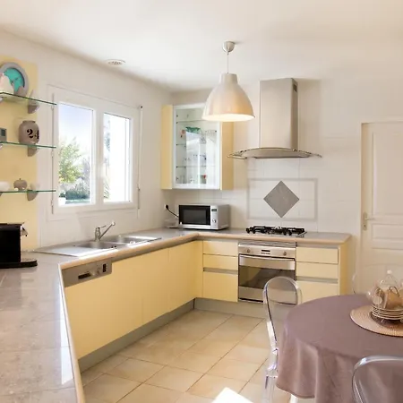 Charmante A Avec Piscine Privee Villa Saint-Germain-d'Esteuil